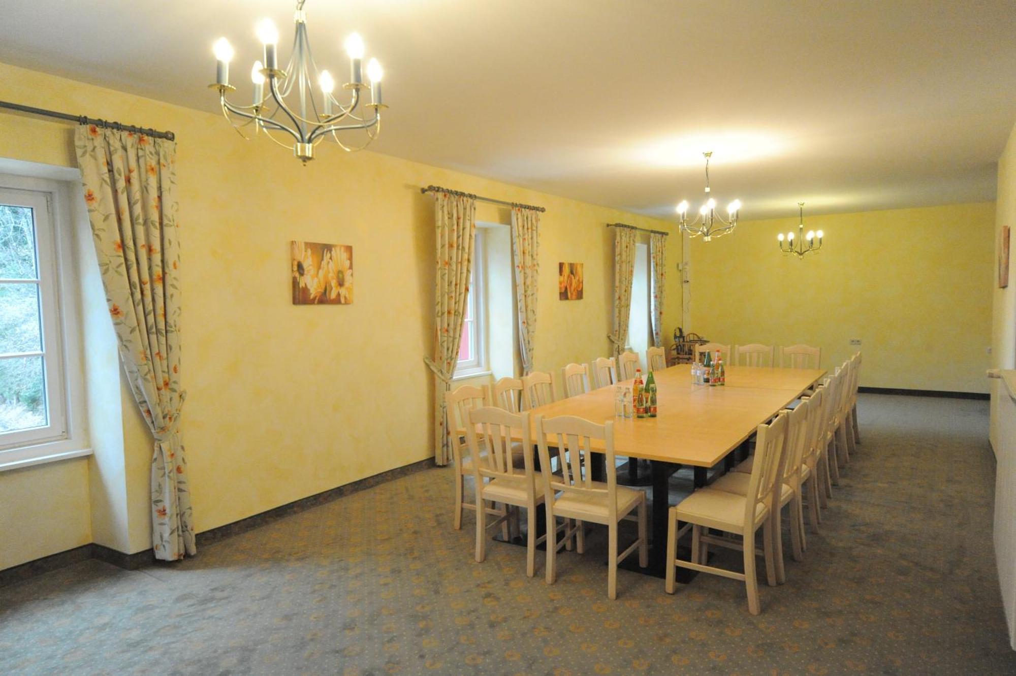 Gut Drasing Hotel Krumpendorf Exterior photo